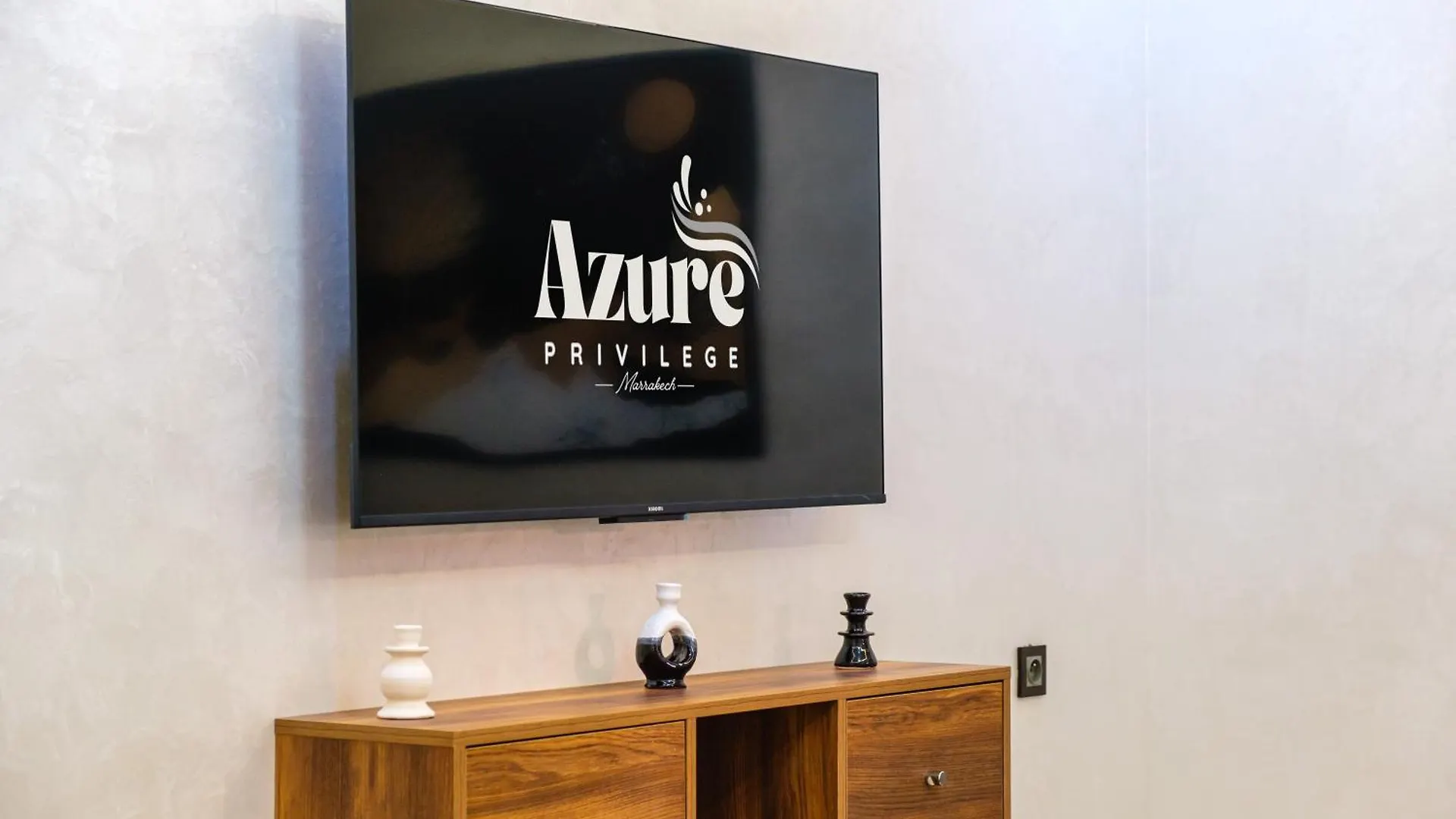 New Pool View Apartment Near M Avenue With Pool Parking And Fiber Wifi Marrakesh