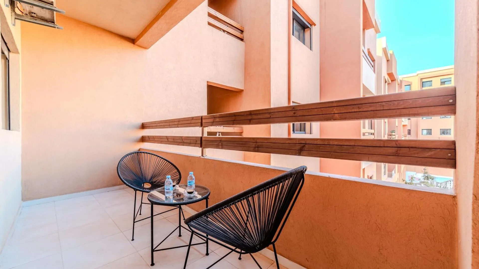 New Pool View Apartment Near M Avenue With Pool Parking And Fiber Wifi Marrakesh Marocko