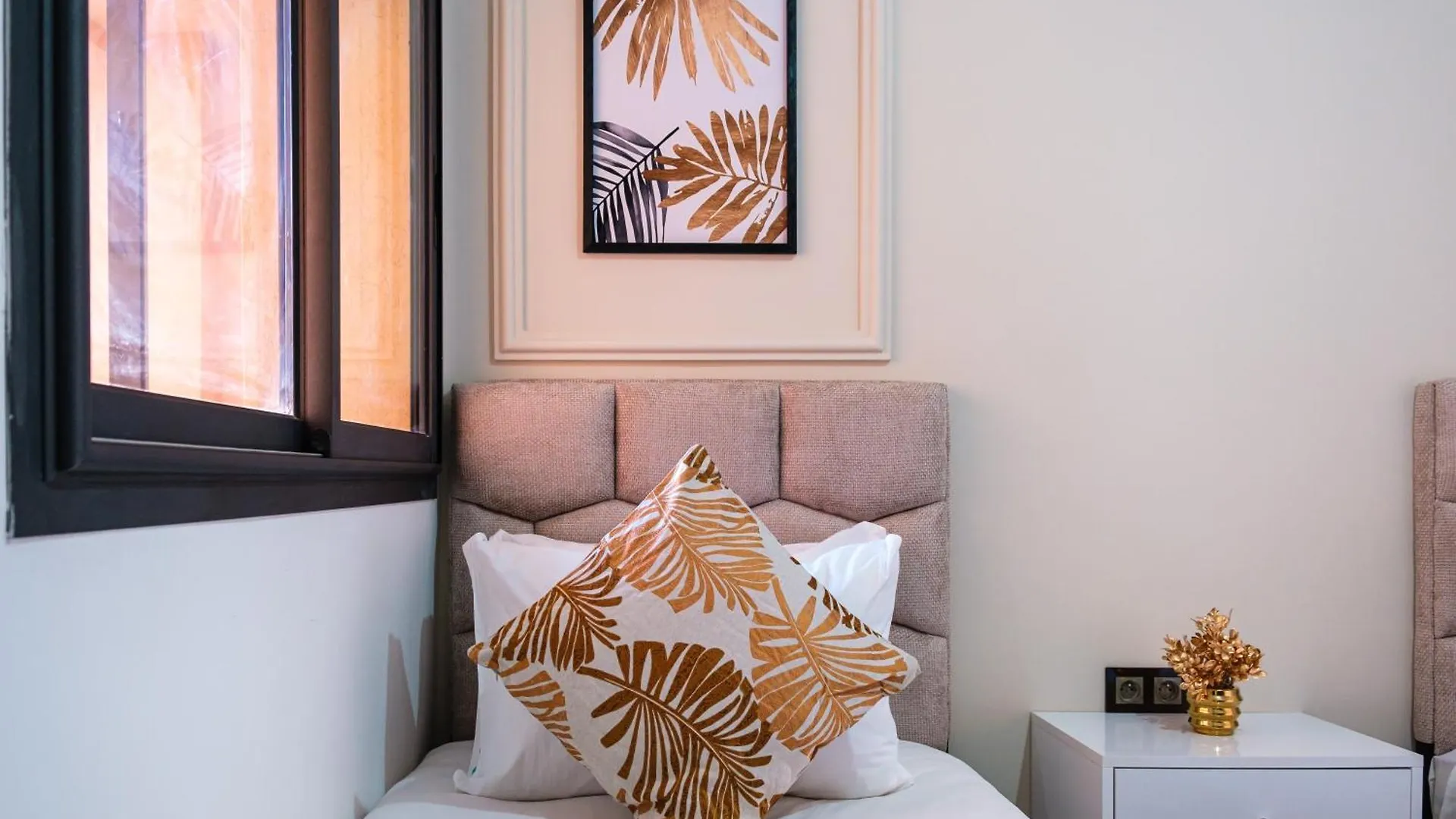 New Pool View Apartment Near M Avenue With Pool Parking And Fiber Wifi Marrakesh 0*,