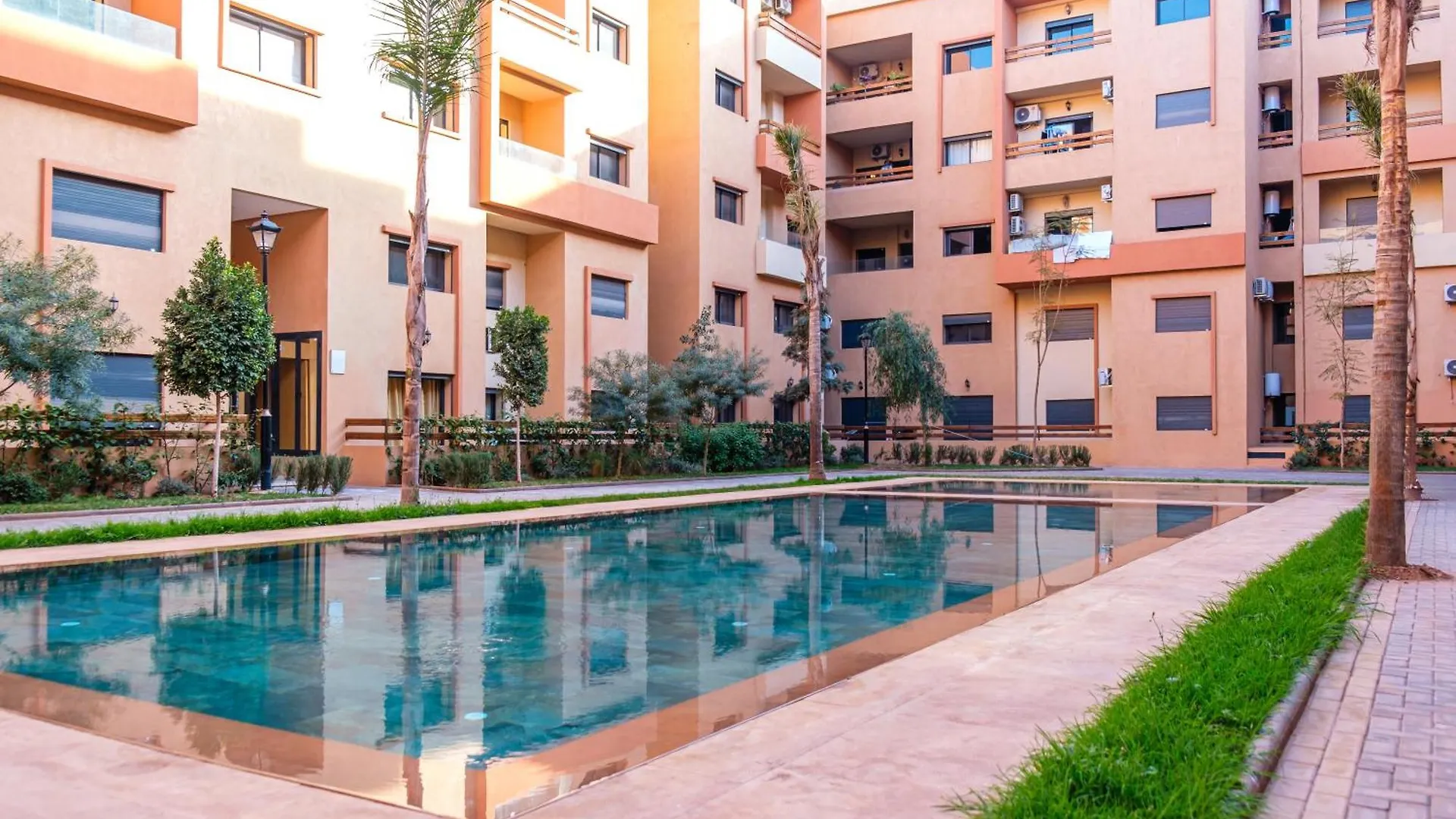 New Pool View Apartment Near M Avenue With Pool Parking And Fiber Wifi Marrakesh
